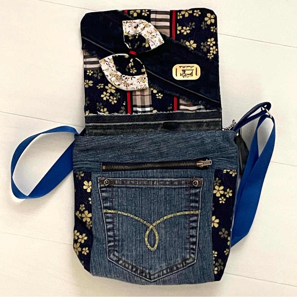 Handmade Artsy Denim Bag Zipper Pockets Shoulder Strap Floral Blue Travel Boho